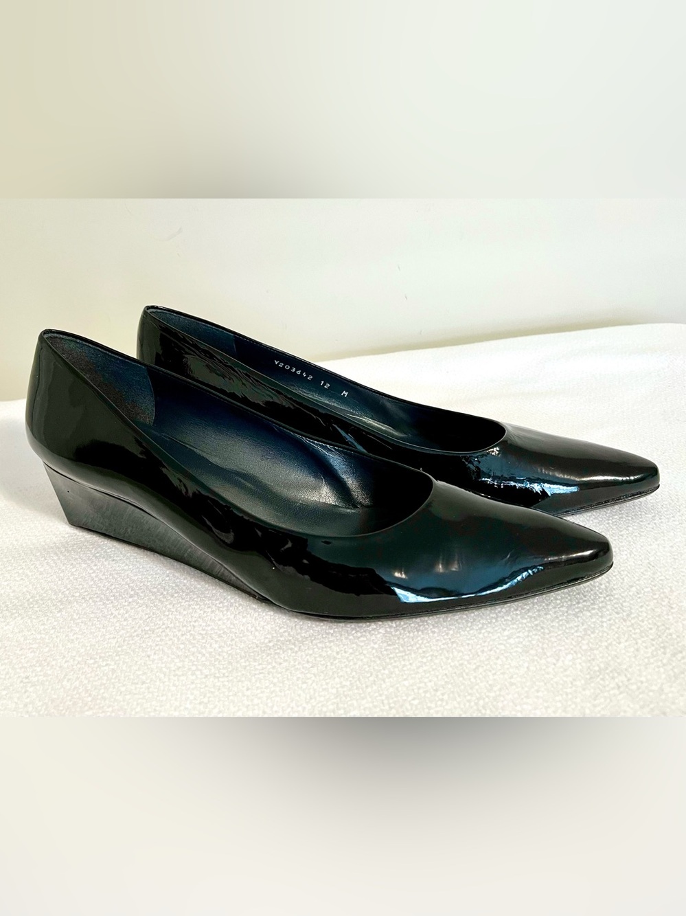 12M Stuart Weitzman black patent wedge